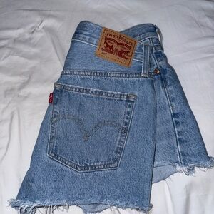 Levi’s 501 Jean shorts